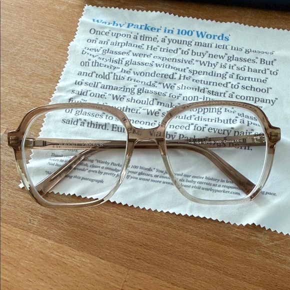 Willetta Chai Crystal Fade - Picture 2 of 5